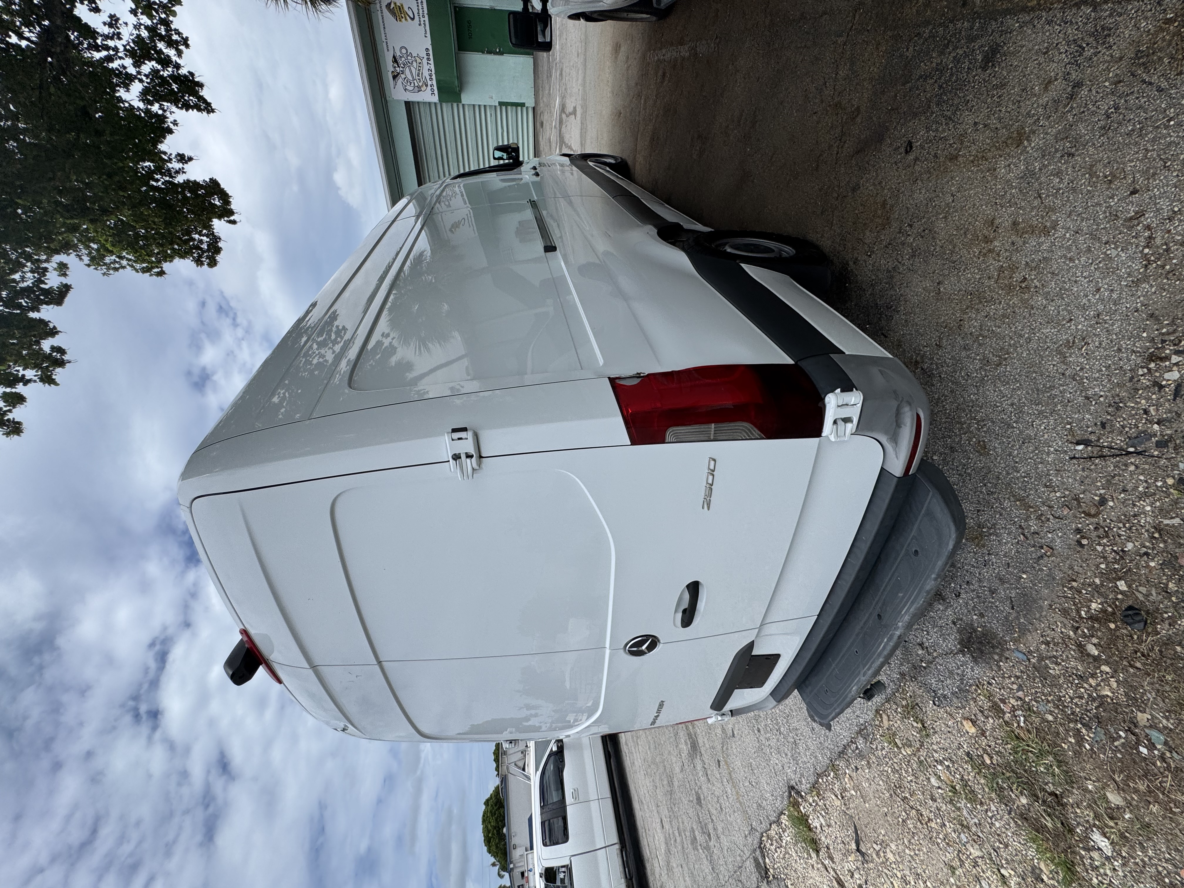 Used 2021 Mercedes-Benz Sprinter 2500 image 9