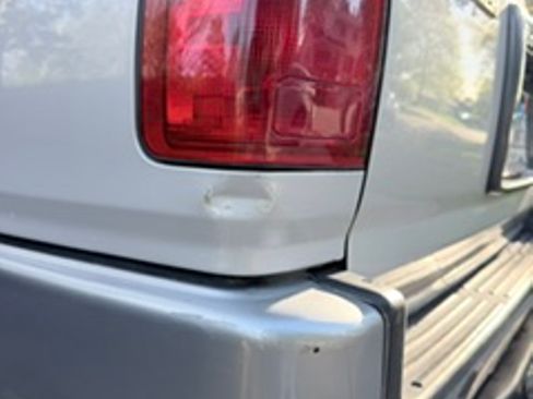 Used 2000 Toyota 4Runner Limited AWD/4WD image 9