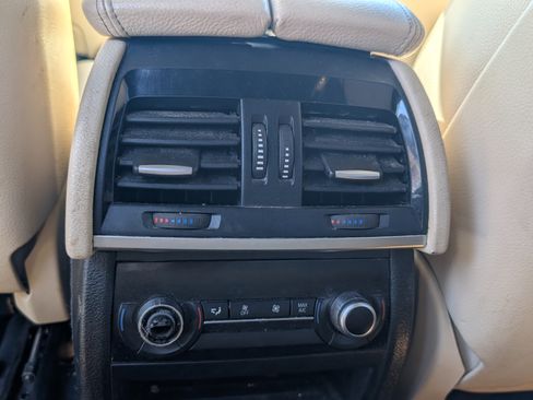 Used 2017 BMW X5 xDrive40e image 18