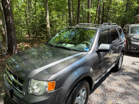 Used 2012 Ford Escape XLT FWD image 1