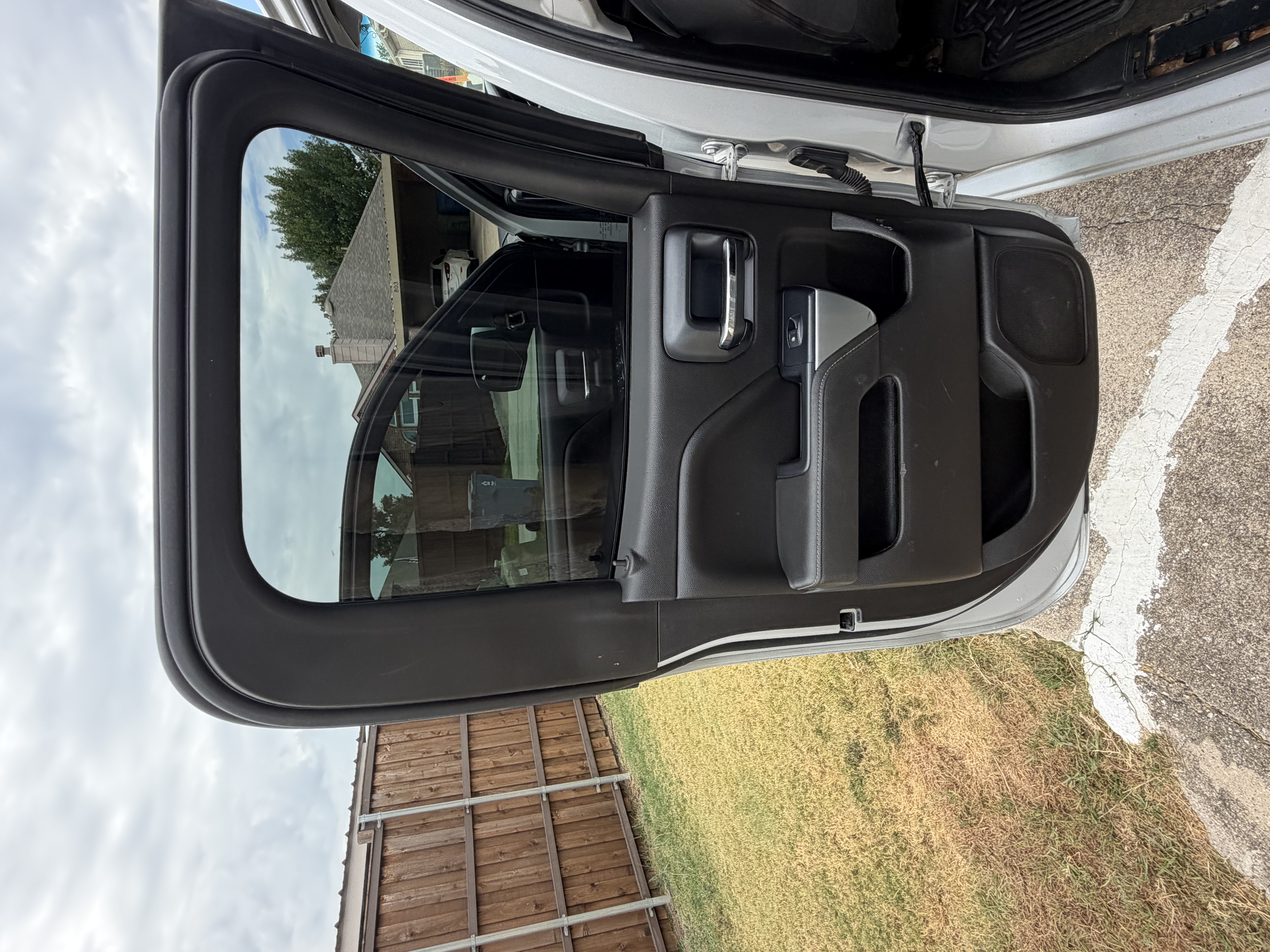 Used 2018 Chevrolet Silverado 1500 LT w/ Trailering Package AWD/4WD image 22