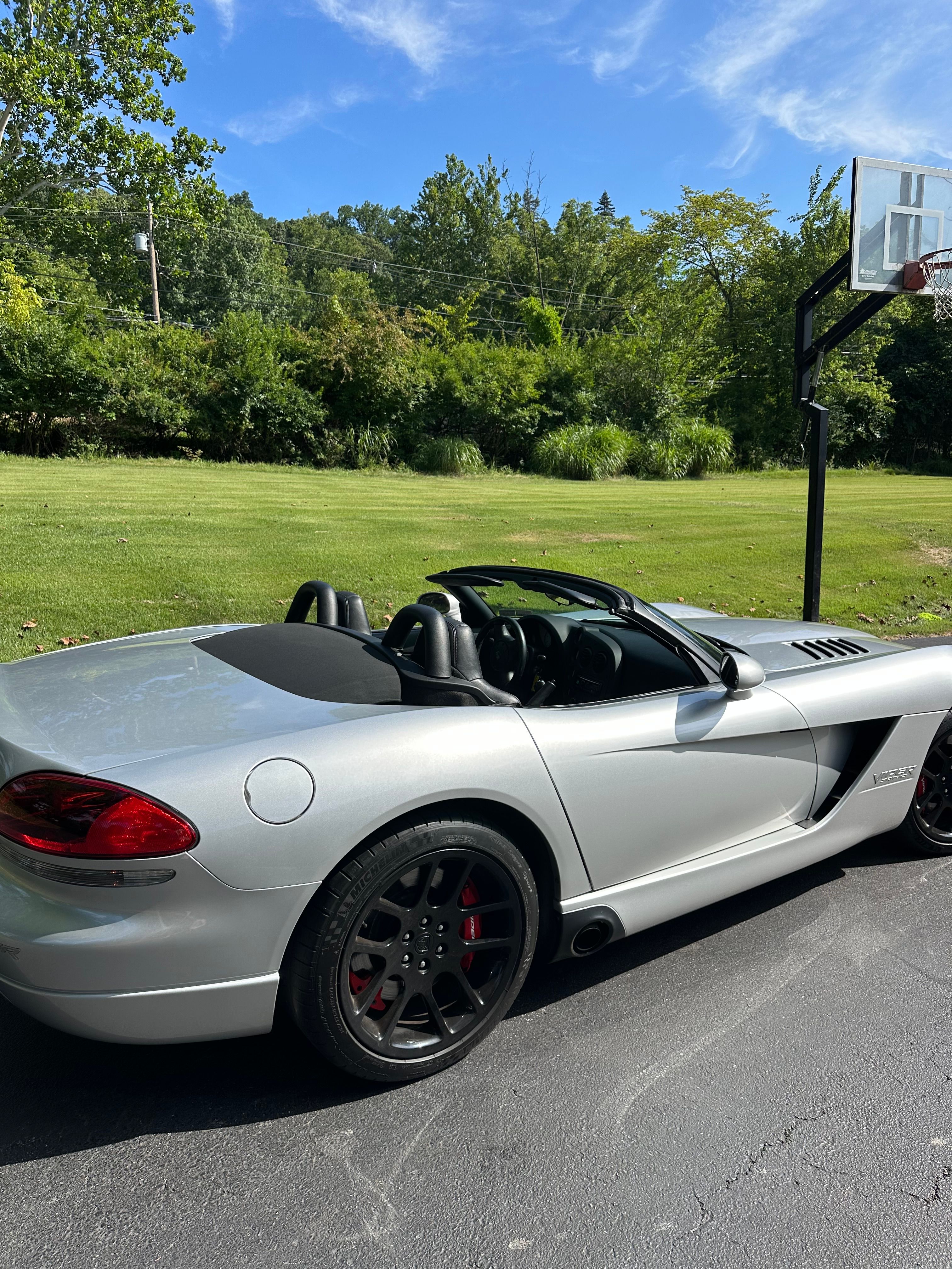 Used 2003 Dodge Viper SRT-10 RWD image 4
