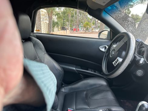 Used 2008 Nissan 350Z Touring image 10