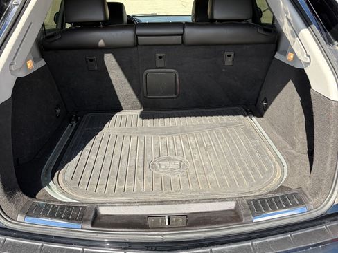 Used 2015 Cadillac SRX Luxury w/ Driver Awareness Package image 15