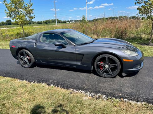 Used 2009 Chevrolet Corvette Coupe image 9