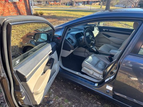Used 2007 Honda Civic Hybrid Sedan image 5
