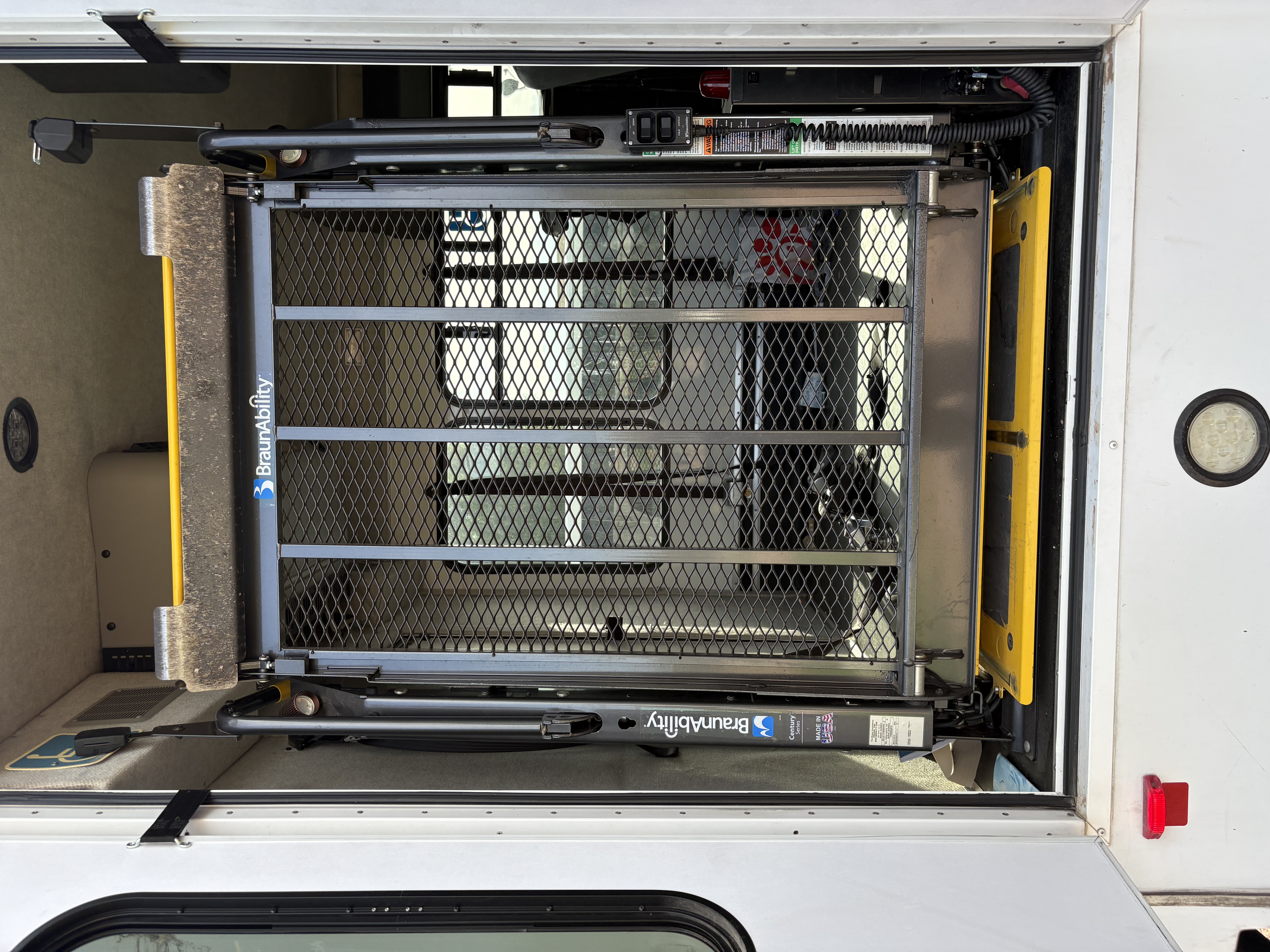 Used 2017 Ford E-350 and Econoline 350 Super Duty w/ Shuttle Bus Prep Package RWD image 8