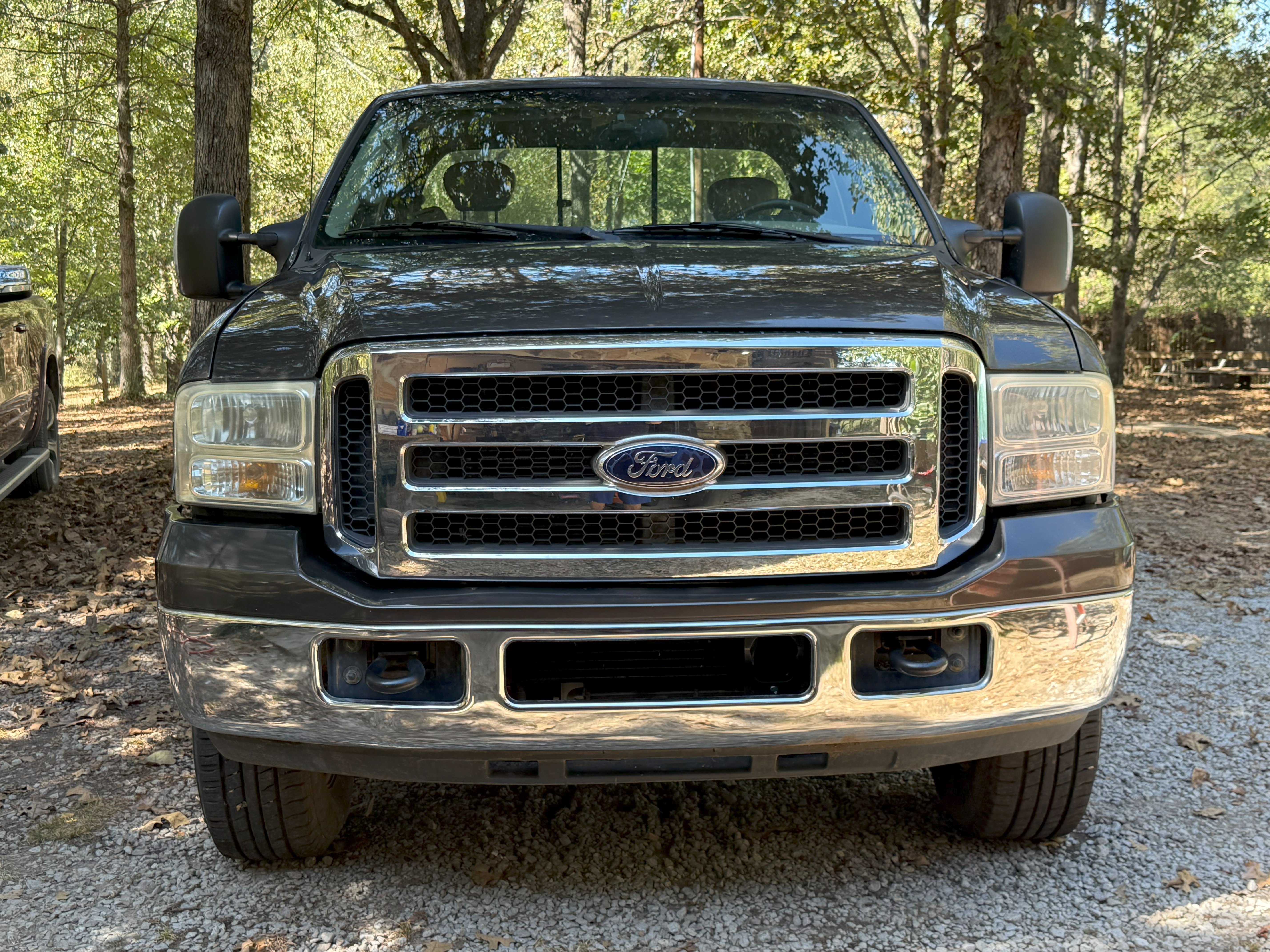 Used 2005 Ford F250 Lariat AWD/4WD image 2
