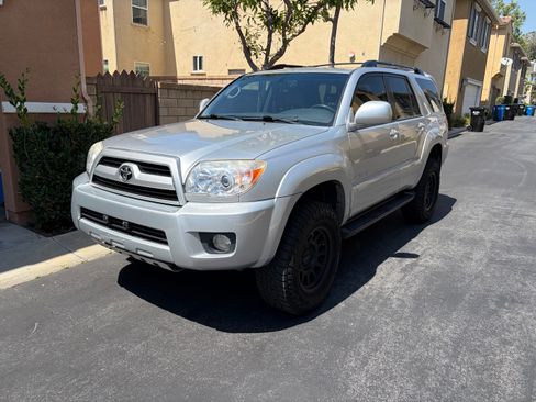 Used 2007 Toyota 4Runner Limited image 1
