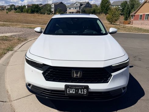 Used 2025 Honda Accord Touring image 5