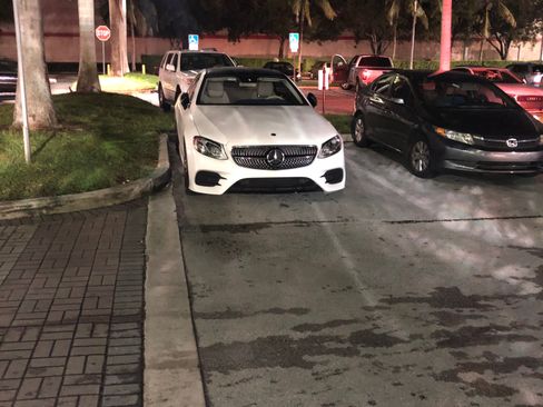 Used 2019 Mercedes-Benz E 450 Coupe image 2