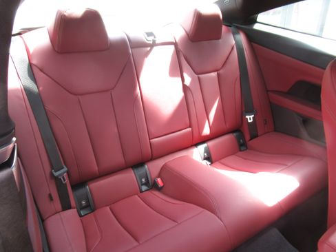 Used 2023 BMW 430i 430i Coupe 2D w/ Convenience Package image 9