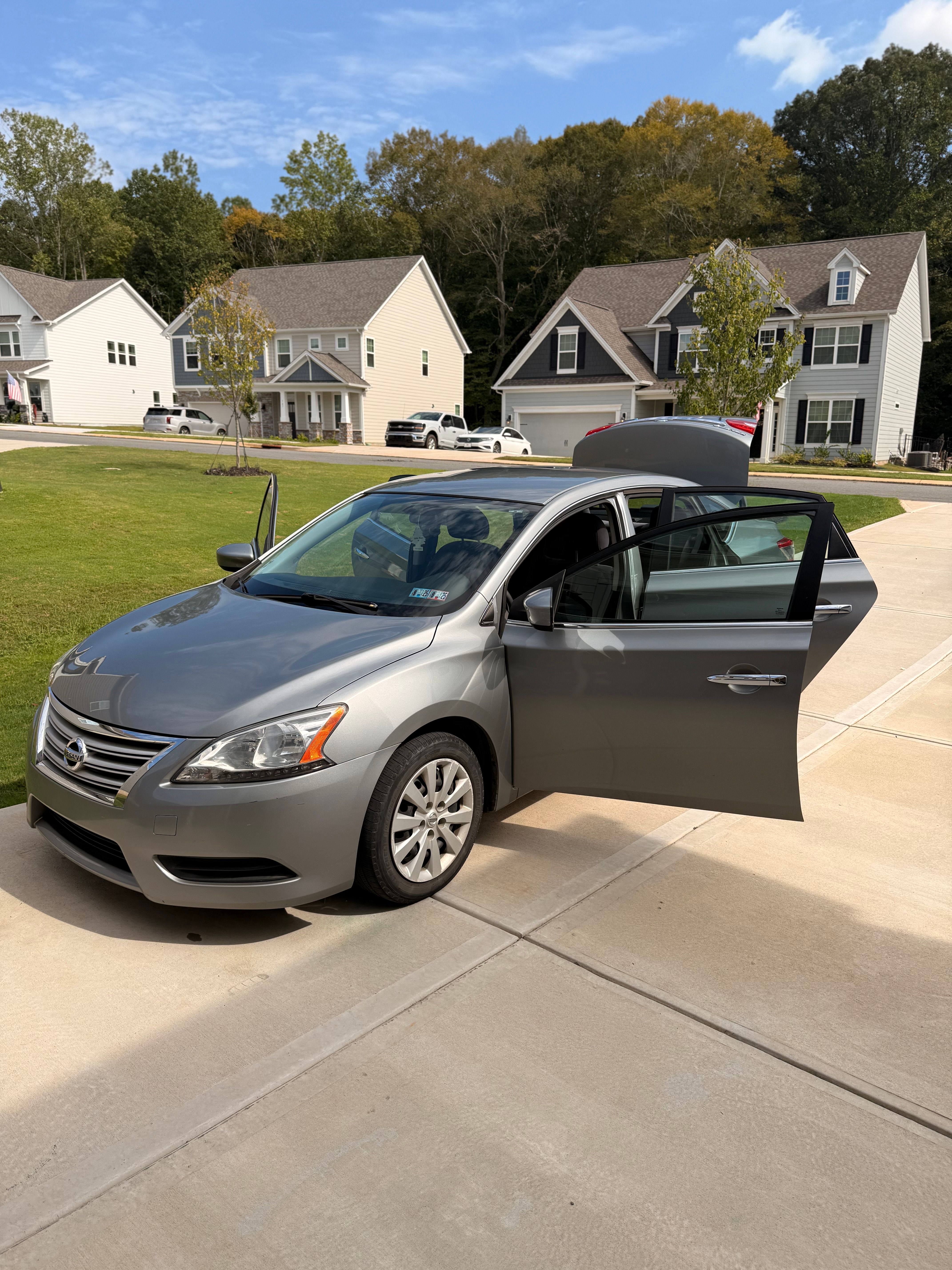 Used 2013 Nissan Sentra SV FWD image 4
