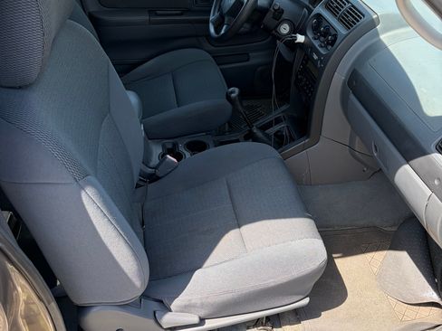 Used 2004 Nissan Frontier XE w/ (VTP) Value Truck Pkg image 10