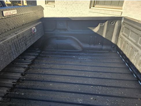 Used 2019 Chevrolet Silverado 2500 LT w/ Z71 Package, Off-Road image 17