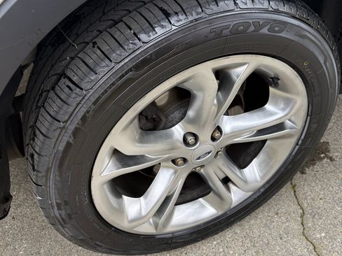 Used 2013 Ford Explorer Limited image 17