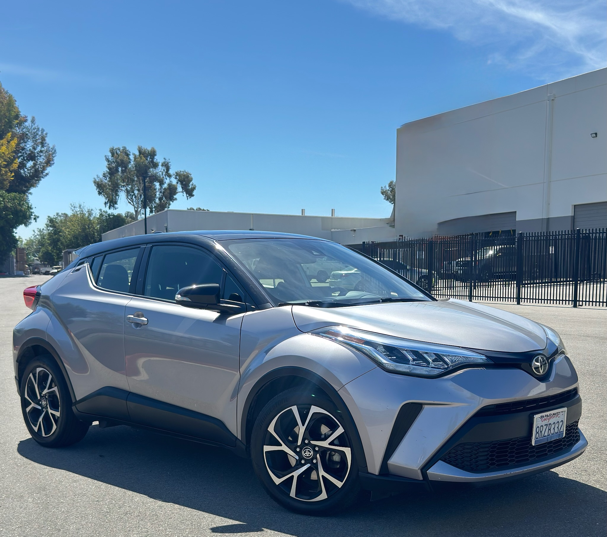 Used 2020 Toyota C-HR XLE FWD image 6