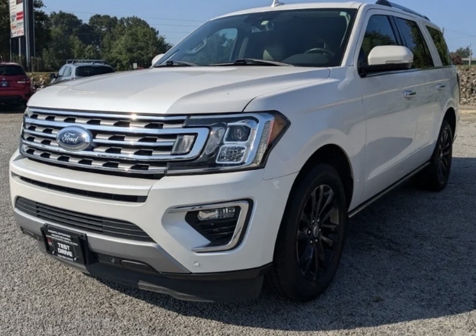 Used 2019 Ford Expedition Limited w/ Equipment Group 301A RWD image 11