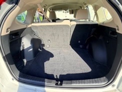 Used 2015 Honda CR-V LX image 1