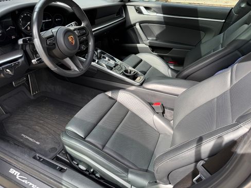 Used 2020 Porsche 911 Carrera 4S image 21