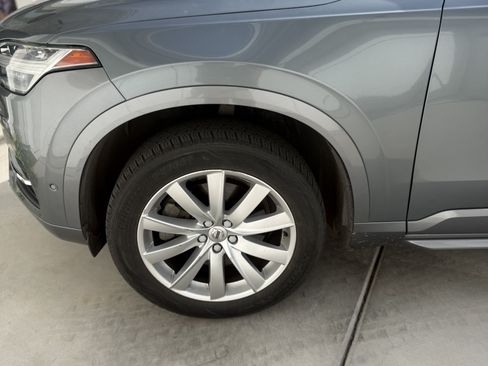 Used 2018 Volvo XC90 T5 Momentum w/ Convenience Package image 8