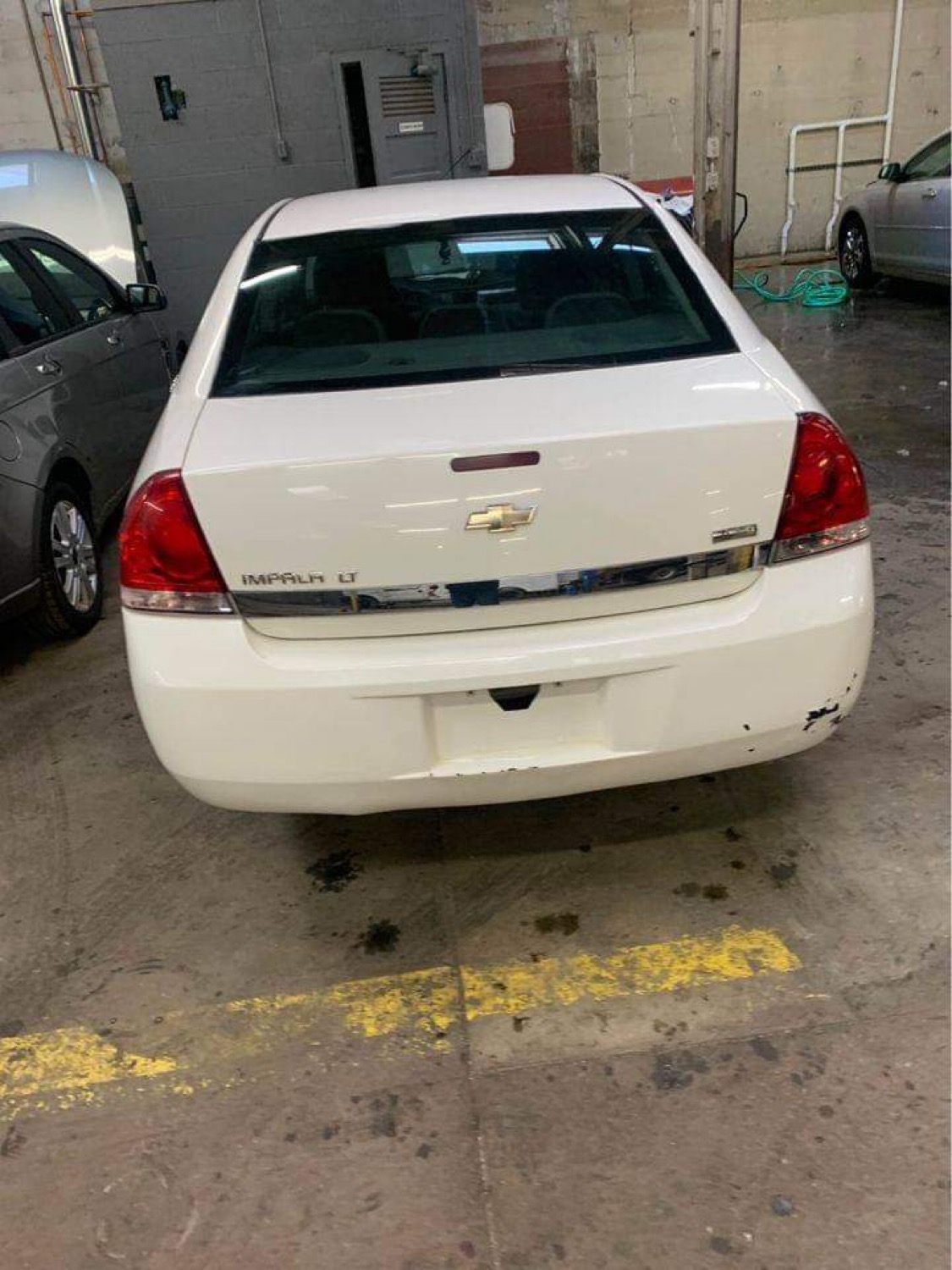 Used 2009 Chevrolet Impala LT FWD image 9