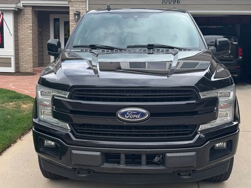 Used 2019 Ford F150 Lariat w/ Equipment Group 502A Luxury AWD/4WD image 5