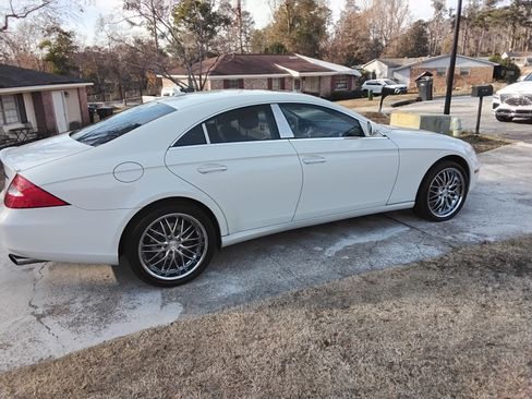 Used 2007 Mercedes-Benz CLS 550 CLS 550 Coupe 4D image 5