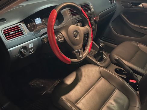 Used 2014 Volkswagen Jetta TDI image 12