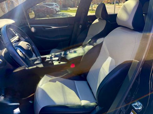 Used 2023 INFINITI QX55 Essential w/ Cargo Package image 6