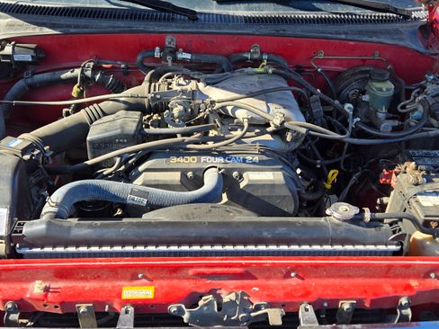 Used 1997 Toyota T100 SR5 image 9