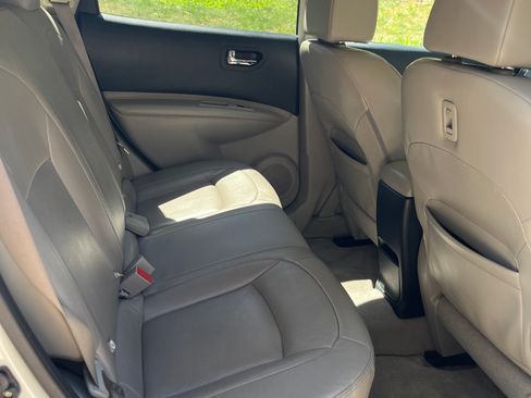 Used 2013 Nissan Rogue SL AWD/4WD image 17