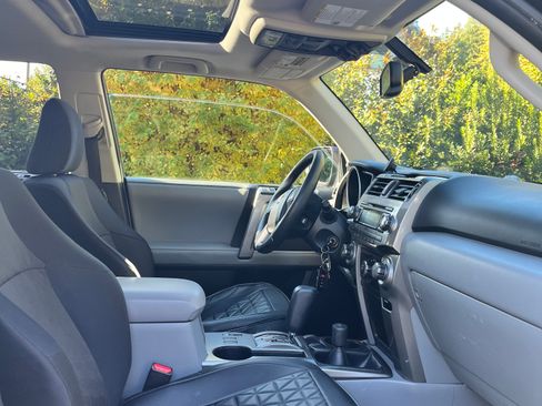 Used 2011 Toyota 4Runner Trail image 5