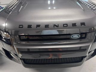 Used 2023 Land Rover Defender 110 SE AWD/4WD image 6