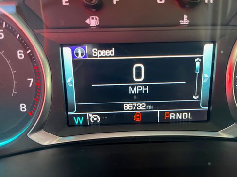 Used 2018 Chevrolet Traverse Premier image 9