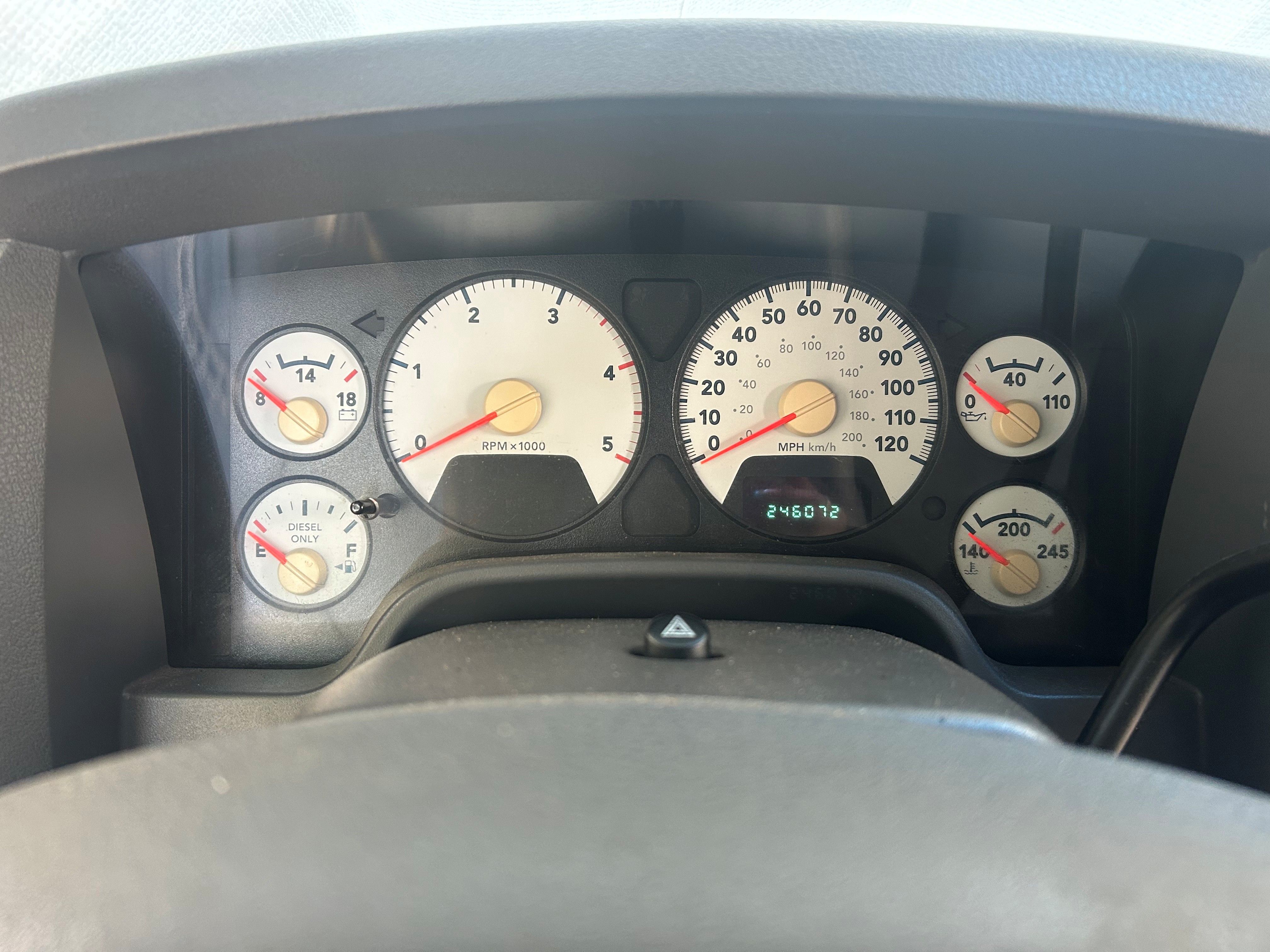 Used 2007 Dodge Ram 3500 Truck SLT AWD/4WD image 2