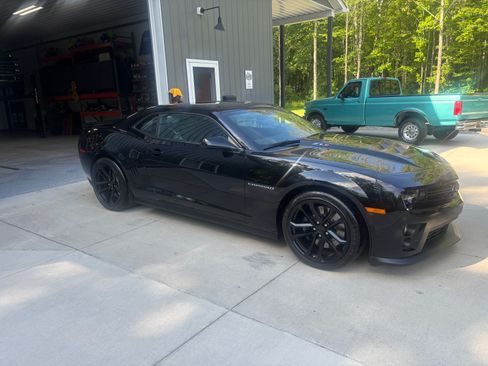 Used 2013 Chevrolet Camaro ZL1 RWD image 1