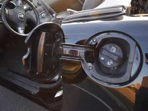 Used 2006 Pontiac Solstice Convertible w/ Premium Package image 16