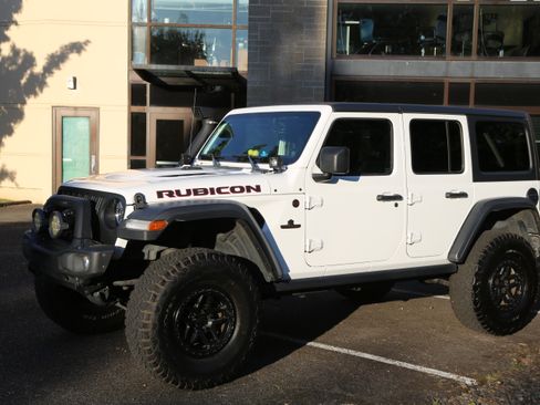 Used 2021 Jeep Wrangler Unlimited Rubicon AWD/4WD image 4