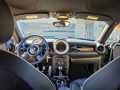Used 2012 MINI Cooper Coupe S image 12