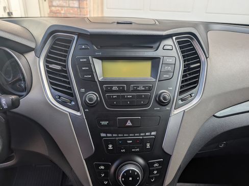 Used 2013 Hyundai Santa Fe Sport image 26