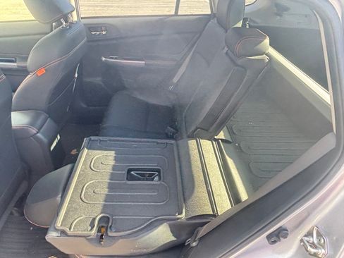 Used 2016 Subaru Crosstrek 2.0i Limited image 17