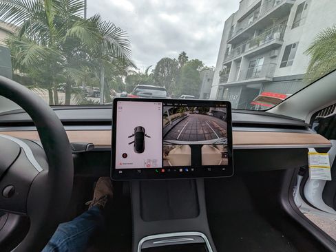 Used 2022 Tesla Model 3 Standard Sedan 4D image 16