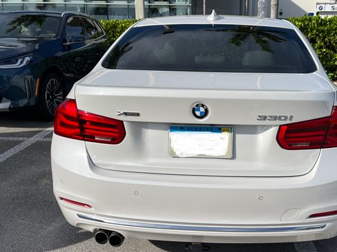 Used 2017 BMW 330i xDrive Sedan image 6