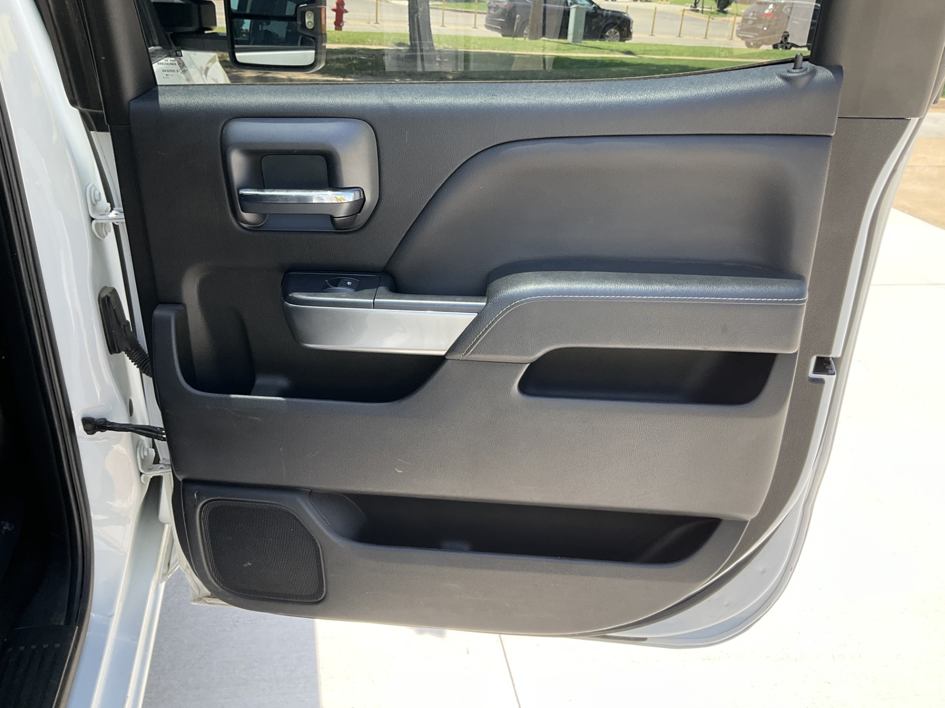 Used 2018 Chevrolet Silverado 3500 LT AWD/4WD image 19