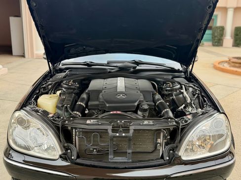 Used 2006 Mercedes-Benz S 500 S 500 Sedan 4D image 12