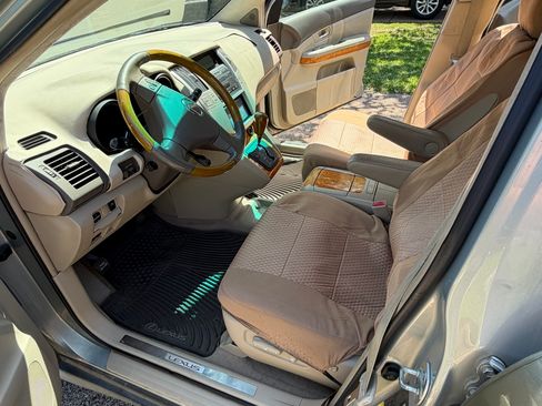 Used 2005 Lexus RX 330 FWD image 13