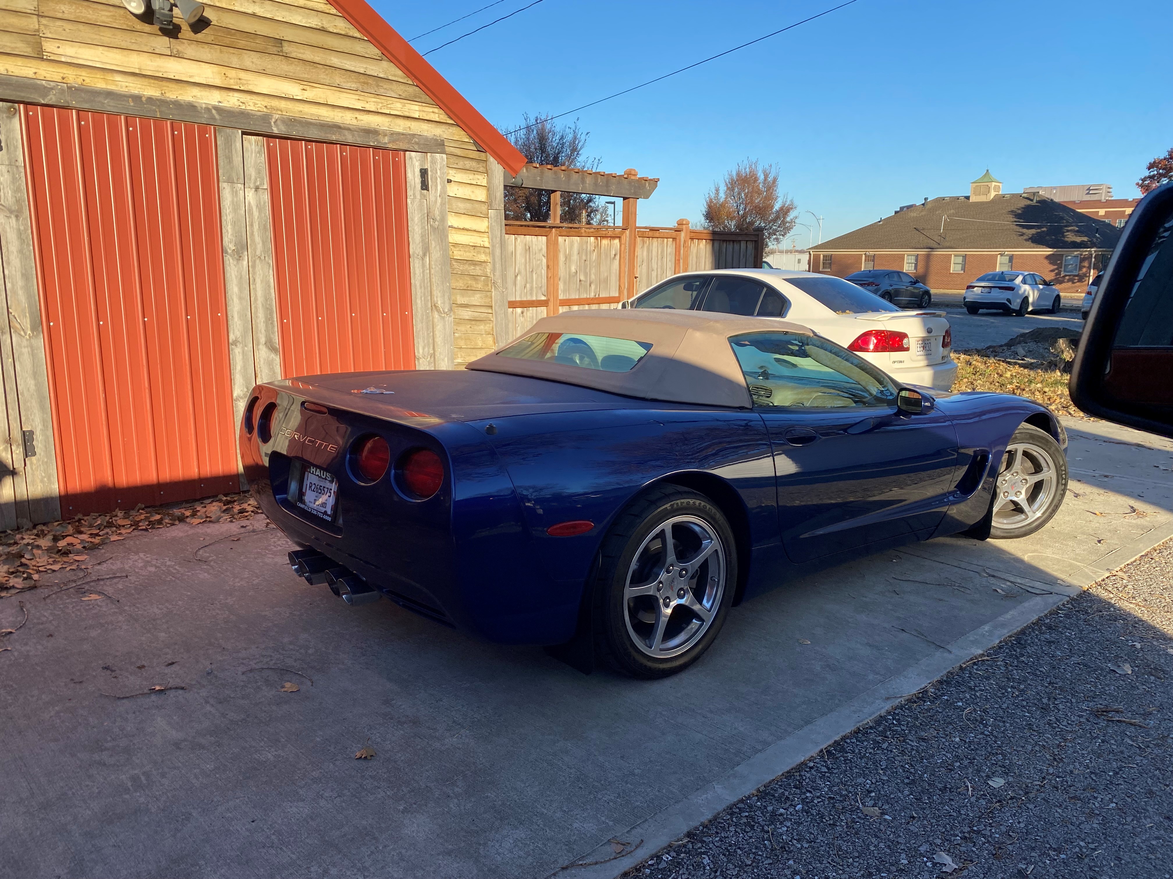 Used 2004 Chevrolet Corvette Convertible w/ Preferred Equipment Group RWD image 2