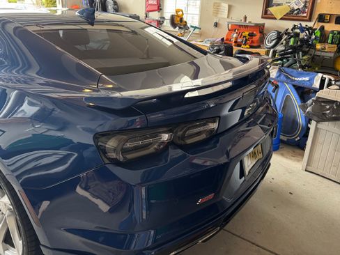 Used 2019 Chevrolet Camaro SS image 6