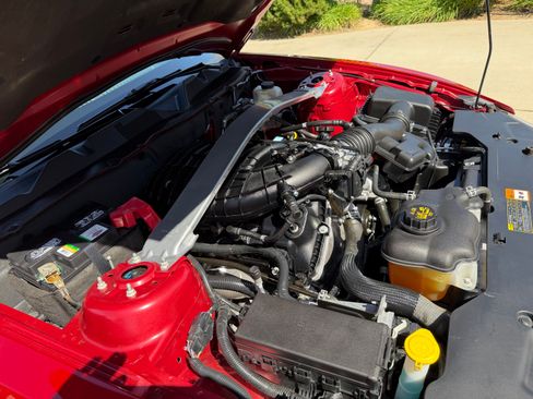 Used 2011 Ford Mustang Premium w/ Electronics Pkg image 16